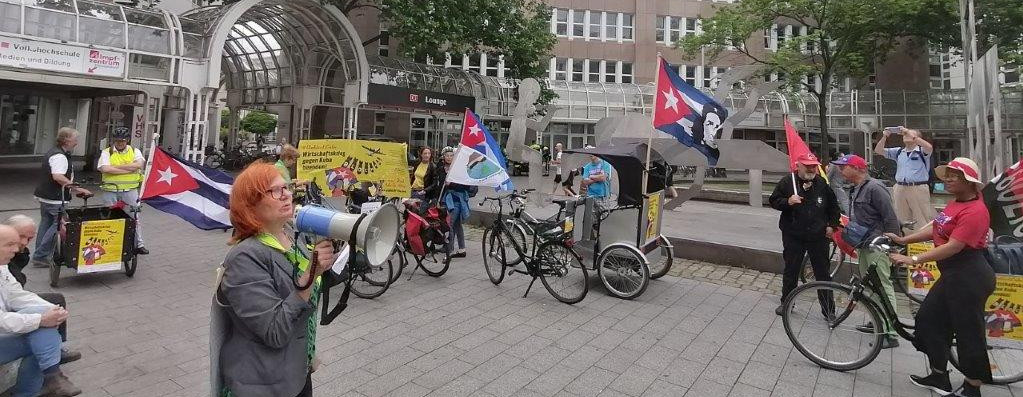 Fahrraddemo Unblock Cuba - Auftakt