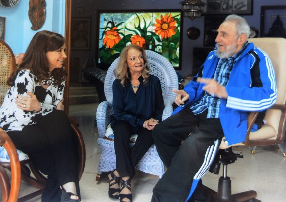 Präsidentin Argentiniens, Cristina Fernández im Gespräch mit Fidel Castro