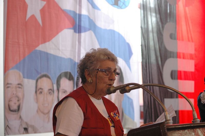 Irma Sehweret, Mutter von René González