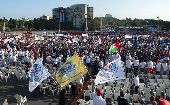 Delegationen zum 1. Mai in Havanna