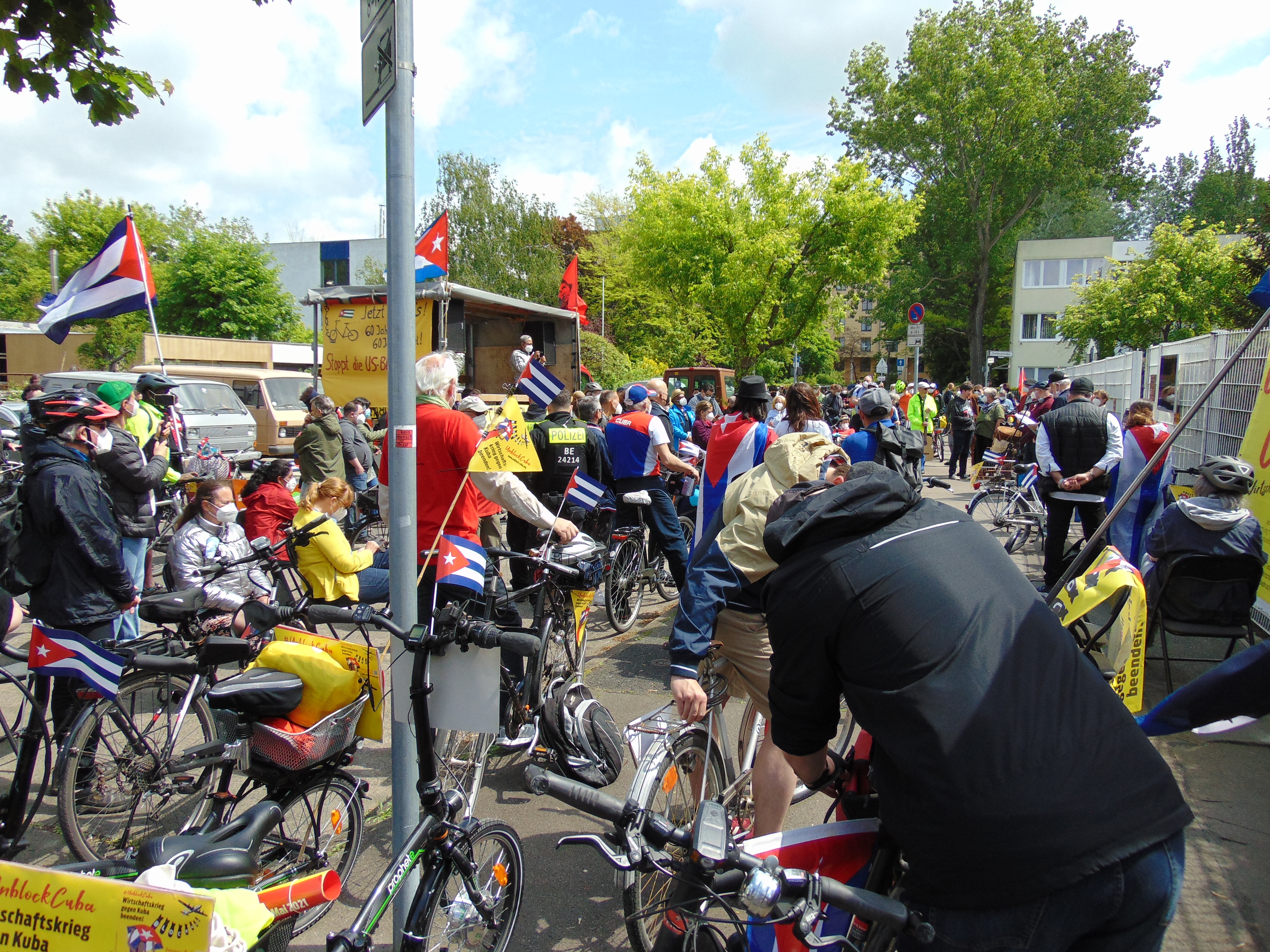 Unblockcuba-Fahrraddemo in Berlin