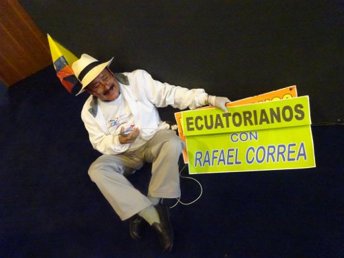 Ecuatorianos con Rafael Correa