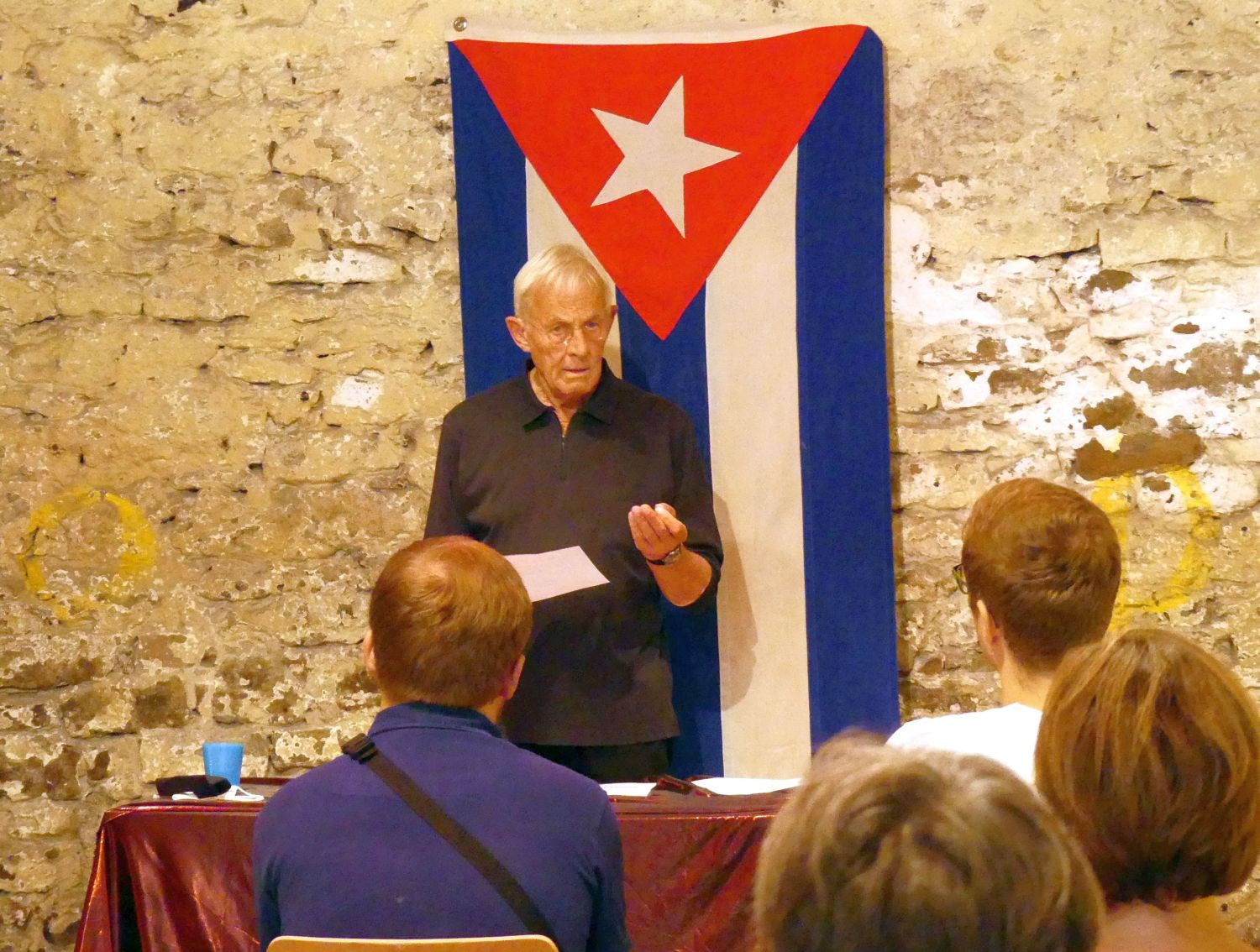 Rolf Becker rezitiert Fidel Castro