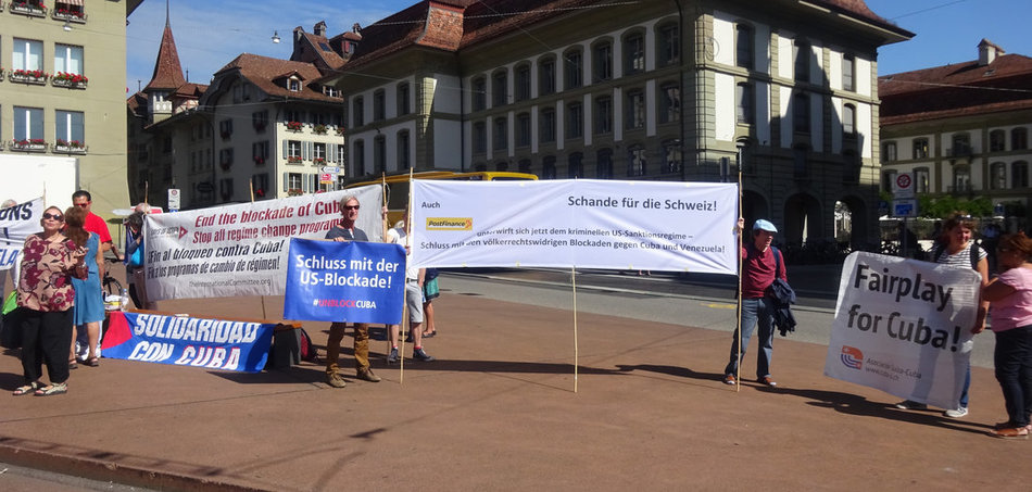 Unblock Cuba: Aktion in Bern (Schweiz)